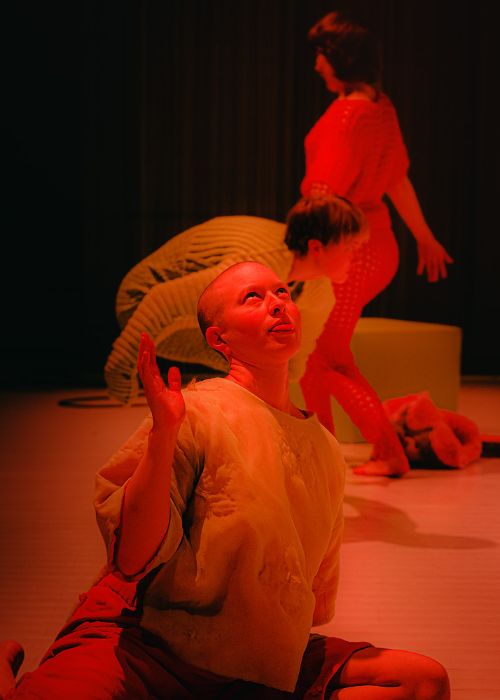 tapahtumavalokuvaus, esitysvalokuvaaja, tapahtumavalokuvaaja, yritysvalokuvaus, yritysvalokuvaaja, event photography, event photographer, business meeting photographer, business venus photographer, näyttelyvalokuvaus, messukuvaus, fashion workshop, workshop photography 